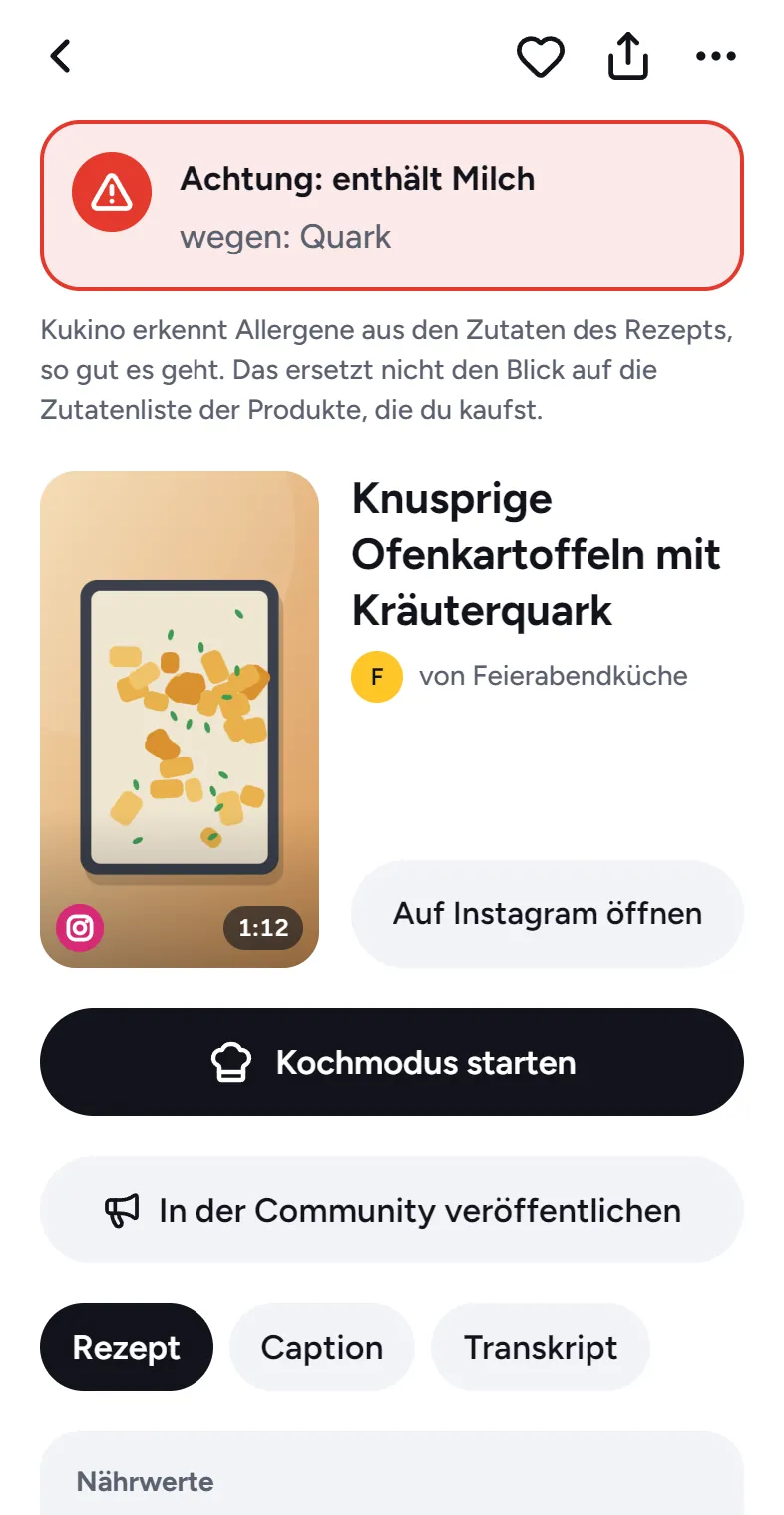 Rezeptseite in Kukino: oben der Hinweis „Achtung: enthält Milch, wegen: Quark“, darunter das Video der Knusprigen Ofenkartoffeln mit Kräuterquark und der Knopf Kochmodus starten.